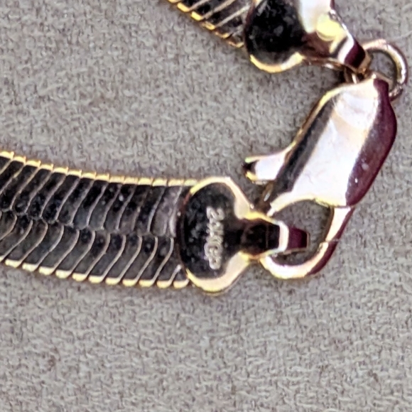 Gold Herringbone Necklace - Picture 4 of 4
